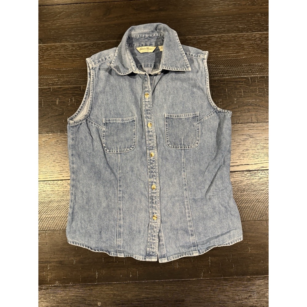 Women's M Eddie Bauer light wash denim sleeveless button-up